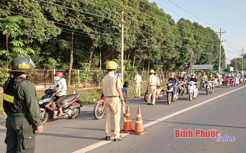 Xây dựng văn hóa giao thông an toàn