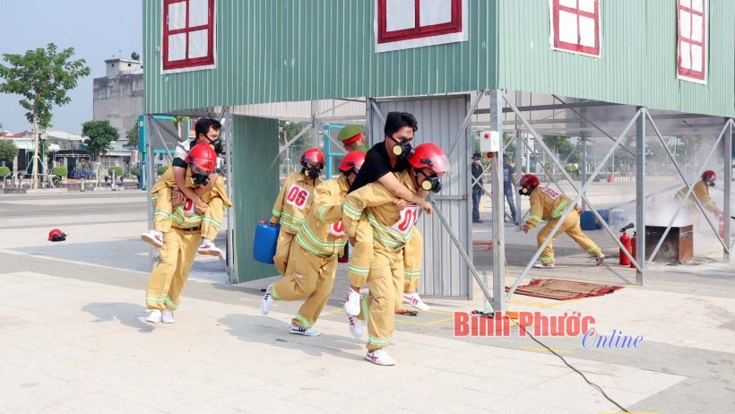 Đồng Xoài: Hội thi nghiệp vụ chữa cháy và cứu nạn, cứu hộ năm 2024