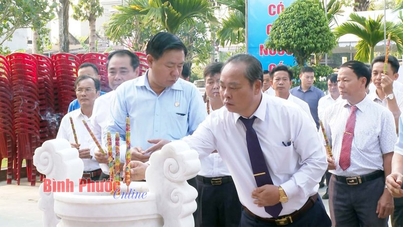 Huyện Phú Riềng tổ chức lễ mở cửa đền thờ các vua Hùng
