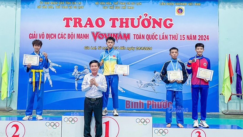 Vovinam Bình Phước giành 2 huy chương bạc