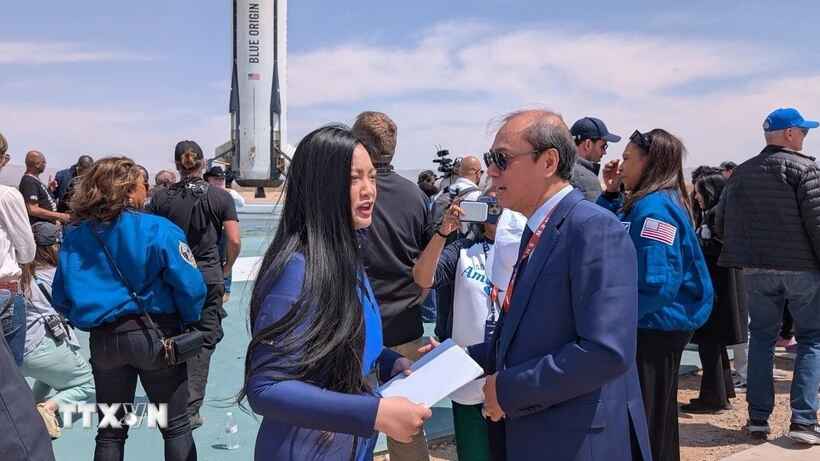 Chủ tịch nước gửi thư chúc mừng người phụ nữ gốc Việt đầu tiên bay vào vũ trụ