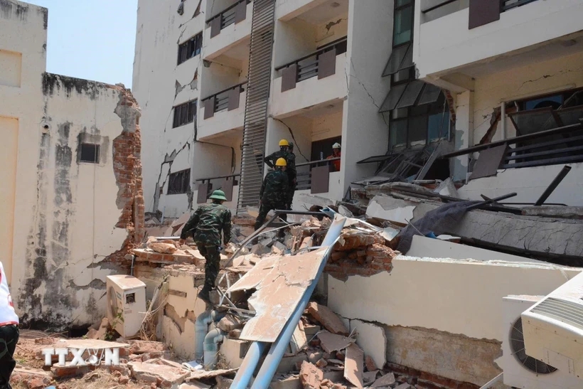 Động đất ở Myanmar: Lực lượng cứu hộ quân đội Việt Nam nỗ lực giải cứu 1 nạn nhân sống sót