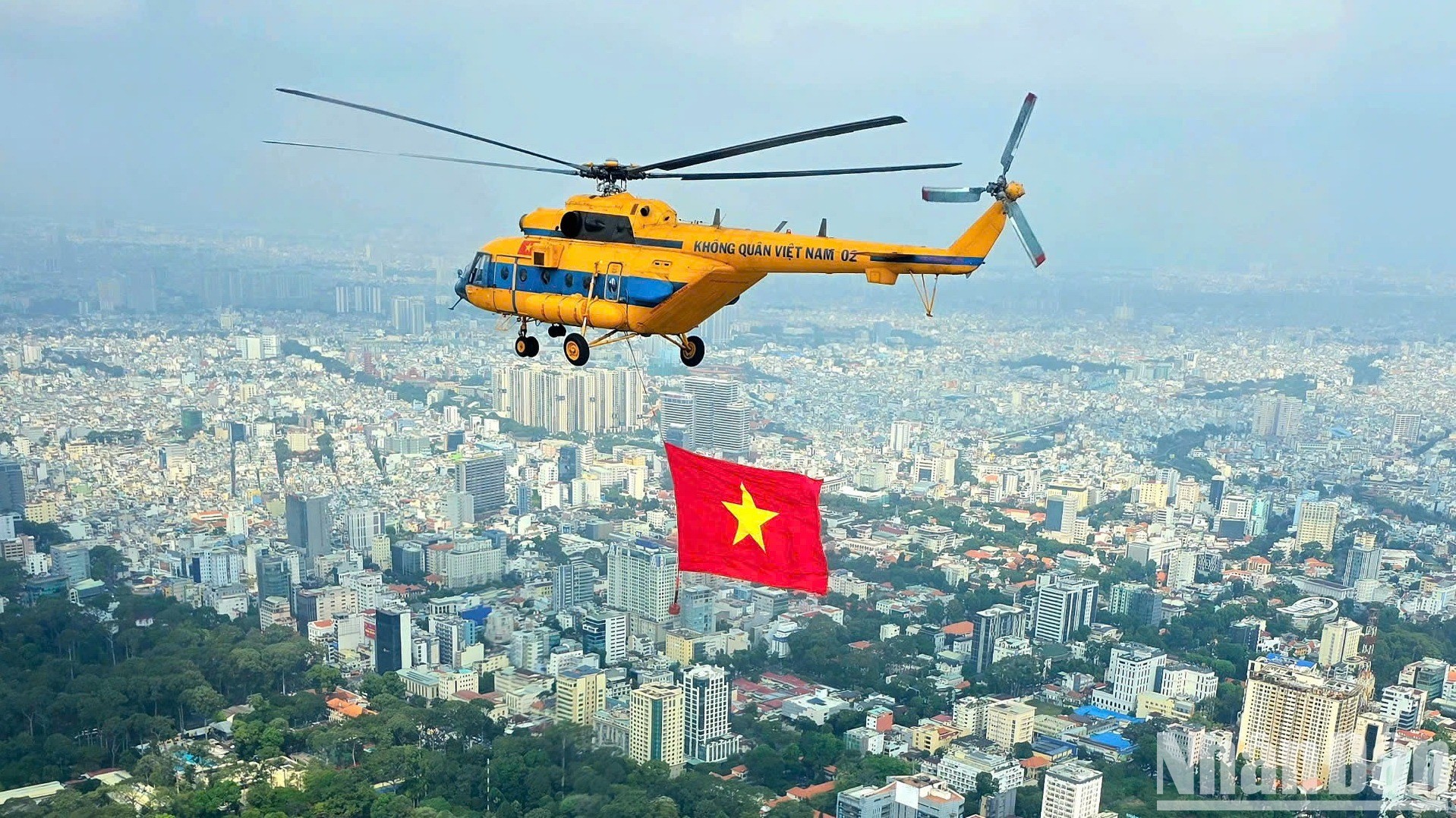 Không quân miệt mài luyện tập cho Đại lễ 30-4