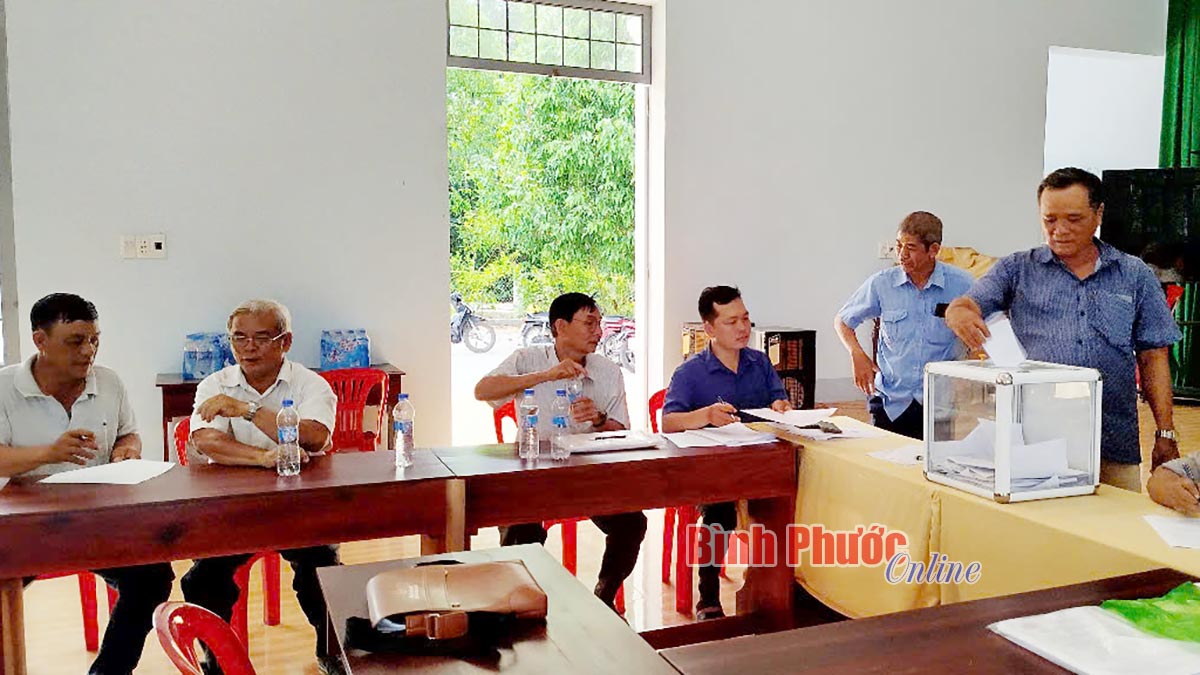 Lấy ý kiến cử tri về chủ trương sắp xếp đơn vị hành chính cấp xã 