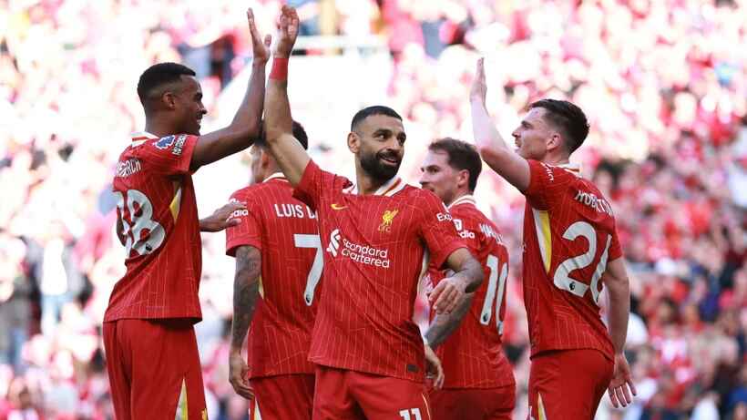 Liverpool vô địch Premier League, san bằng kỷ lục của Manchester United