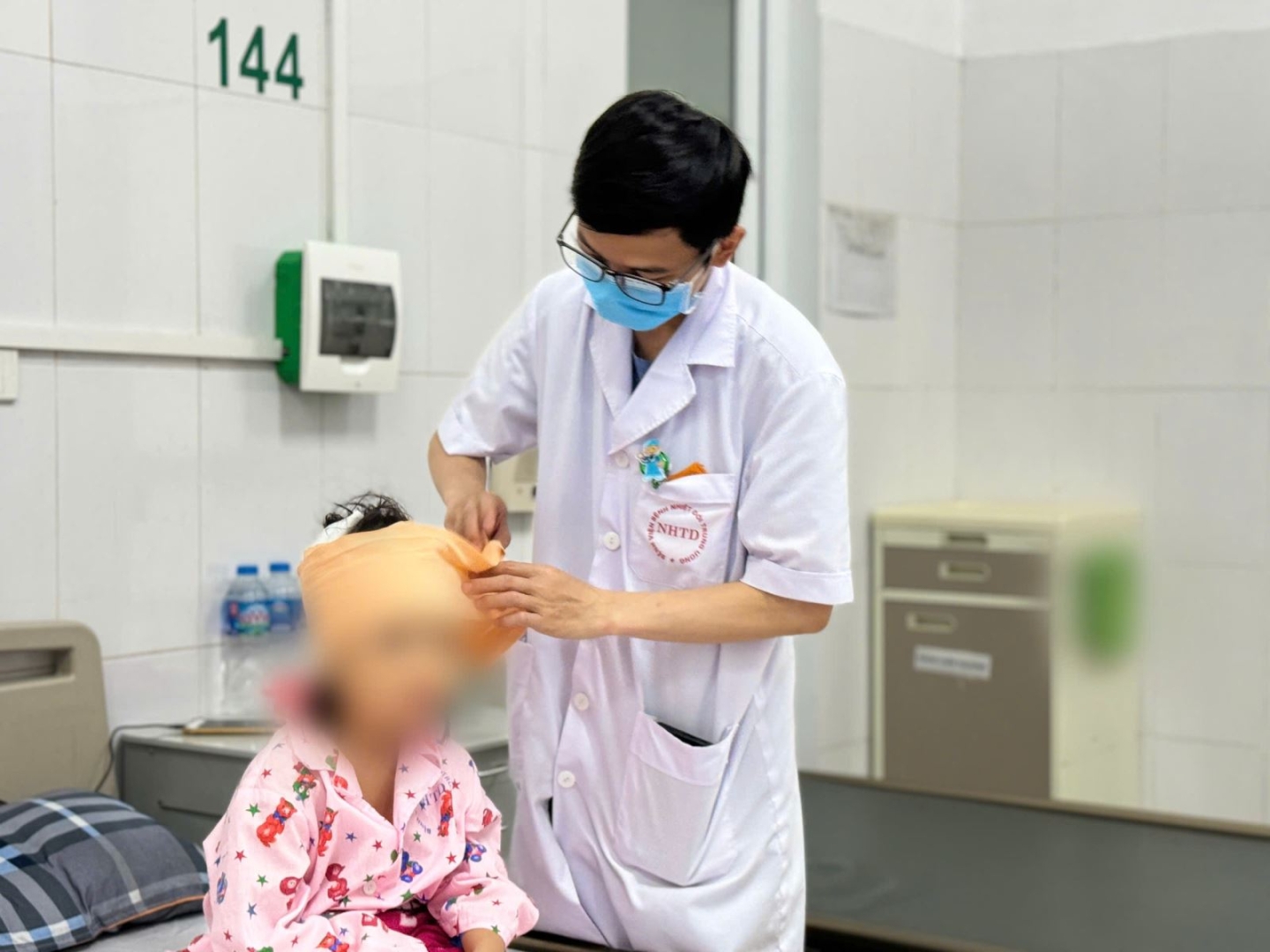 Mùa hè, cảnh giác với bệnh dại do chó, mèo cắn