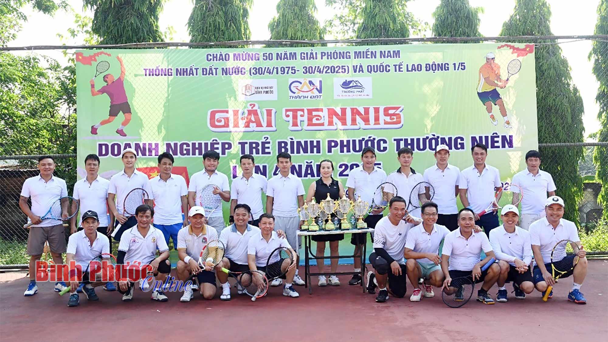 Sôi động Giải Tennis doanh nghiệp trẻ thường niên