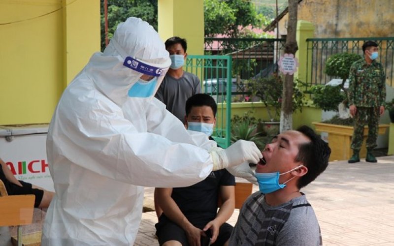 Bộ TT&TT đề nghị không công bố danh tính, lịch trình bệnh nhân COVID-19