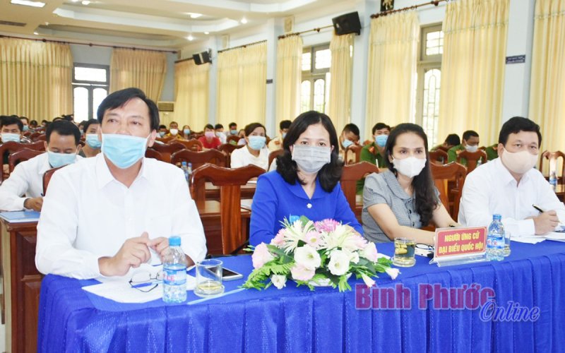 Cử tri Bù Đăng đặt niềm tin vào những người ứng cử 