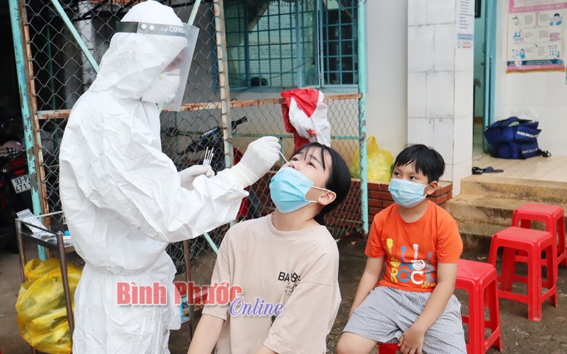 Đồng Xoài: 9 trường hợp F1 và nguy cơ cao hoàn thành cách ly