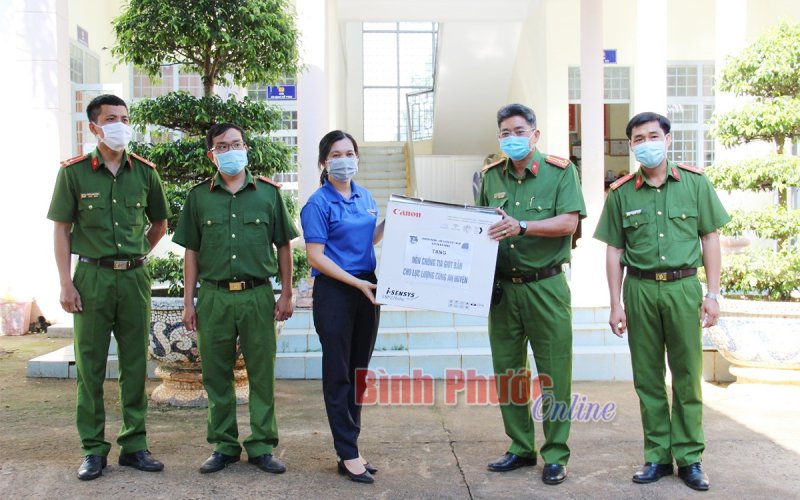 Kích hoạt đội hình đoàn viên, thanh niên tình nguyện hỗ trợ phòng chống dịch Covid-19