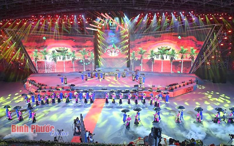 Bế mạc SEA Games 31 - Việt Nam “giã bạn”, Campuchia “đón chào”