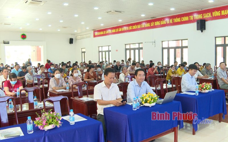 Bình Phước: Gần 130 nông dân, đại lý thú y được tập huấn chăn nuôi an toàn