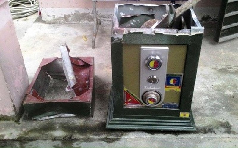 Bình Phước: Truy bắt các đối tượng đột nhập cửa hàng phá két sắt trộm tài sản