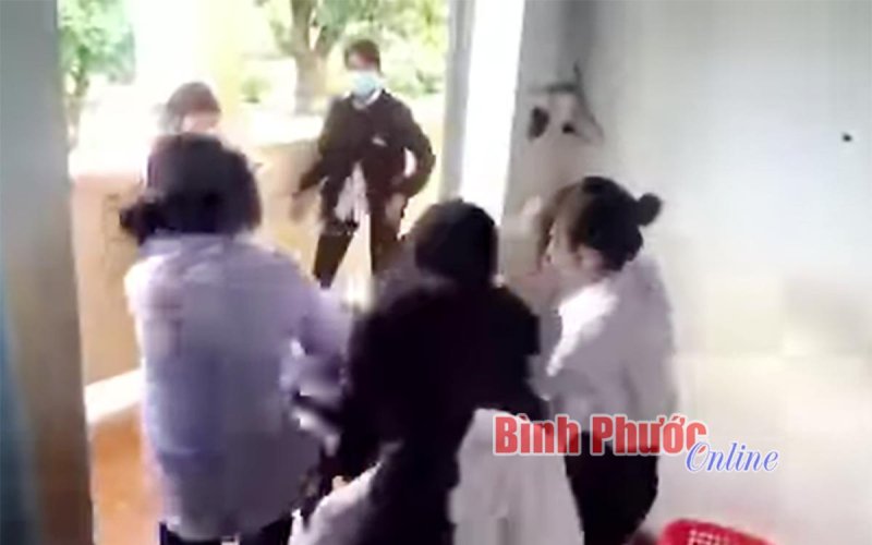 Cần làm rõ vụ việc một nữ sinh nghi bị đánh hội đồng 