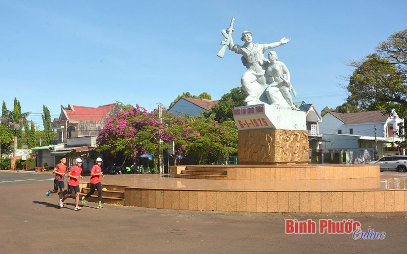 Cô gái vàng của điền kinh Bình Phước