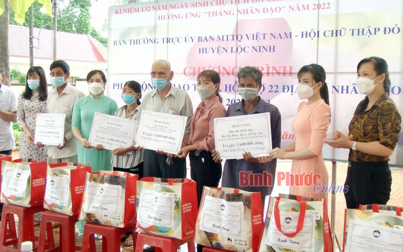 Lộc Ninh phát động trao tặng, hỗ trợ các địa chỉ nhân đạo