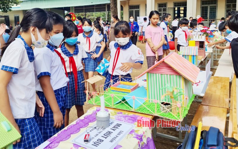 Nhiều hoạt động sôi nổi trong ngày hội mừng sinh nhật Đội tuổi 81