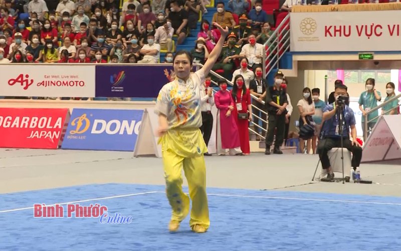 Phương Giang đoạt huy chương vàng môn Wushu
