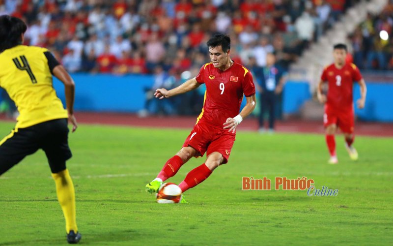 Thắng nghẹt thở U23 Malaysia, U23 Việt Nam vào chung kết gặp Thái Lan