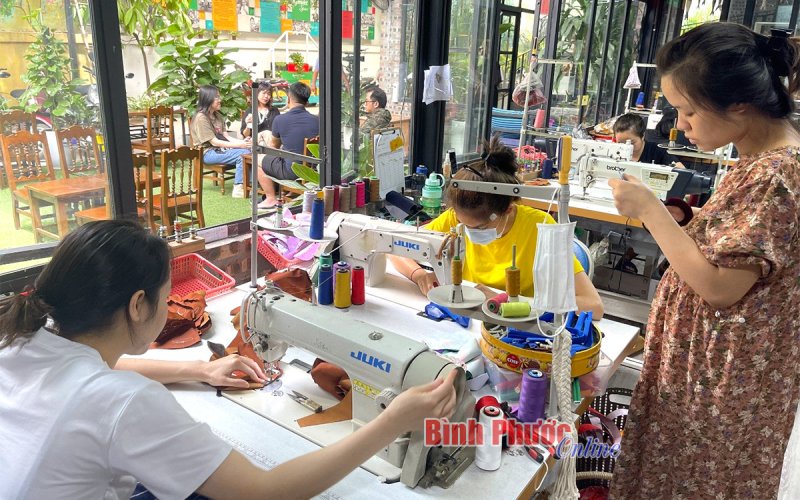 Xưởng làm linh vật SEA Games đặc biệt