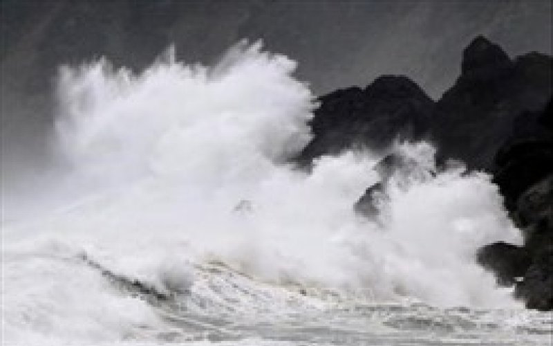 Bão Mawar hướng đến Nhật Bản, dự báo gây gió mạnh kèm mưa lớn