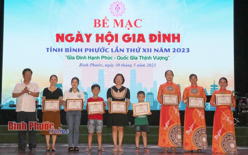 Bình Phước: Thị xã Phước Long nhất toàn đoàn Ngày hội gia đình tỉnh lần thứ XII