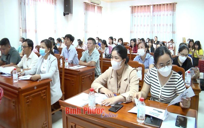 Chi cục Thuế khu vực Đồng Xoài - Đồng Phú đối thoại với doanh nghiệp