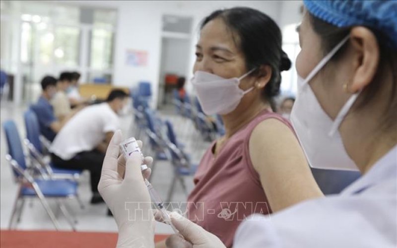 Chuẩn bị cho việc công bố hết dịch COVID-19 nhưng vẫn không được chủ quan