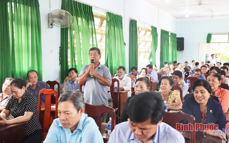 Cử tri Bù Đốp kiến nghị xem xét việc tăng giá điện sinh hoạt