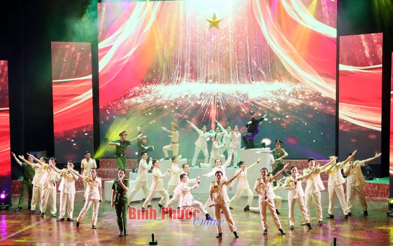 Khai mạc li&ecirc;n hoan nghệ thuật quần ch&uacute;ng tỉnh B&igrave;nh Phước lần thứ 14