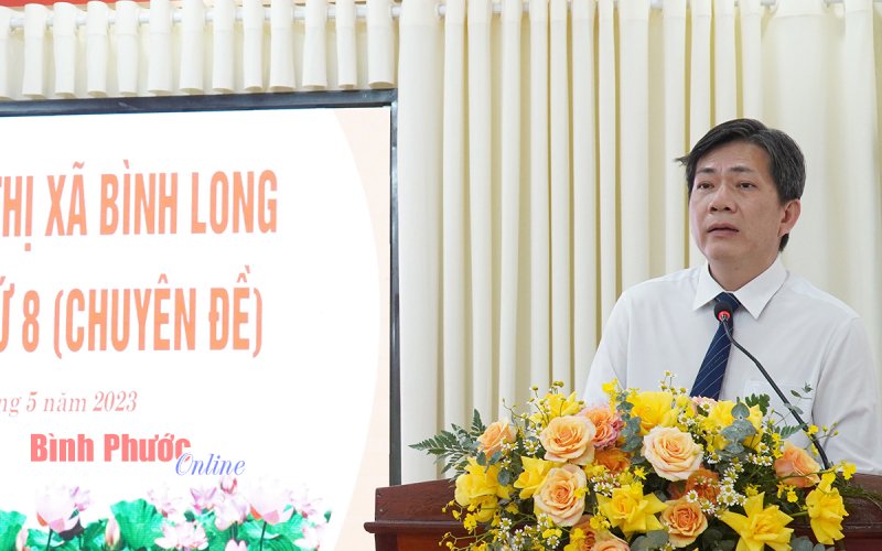 Kỳ họp thứ 8 (chuyên đề), HĐND thị xã Bình Long thông qua 5 nghị quyết quan trọng