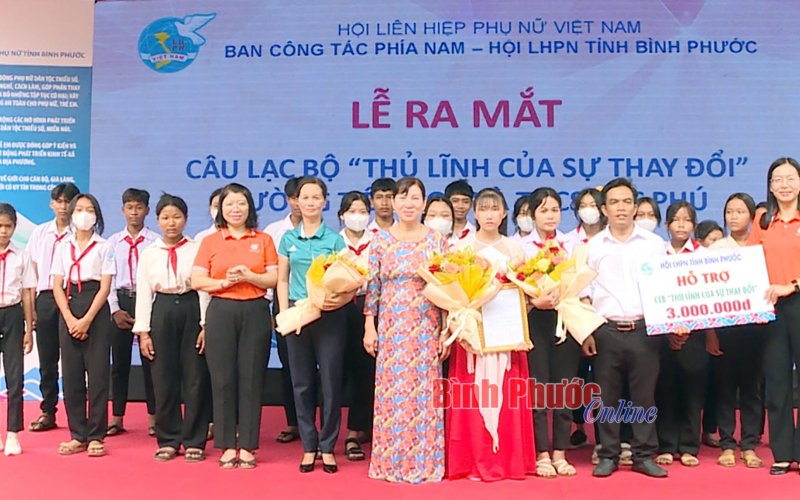 Lộc Ninh: Hơn 2.7 tỷ đồng hỗ trợ người dân khó khăn 