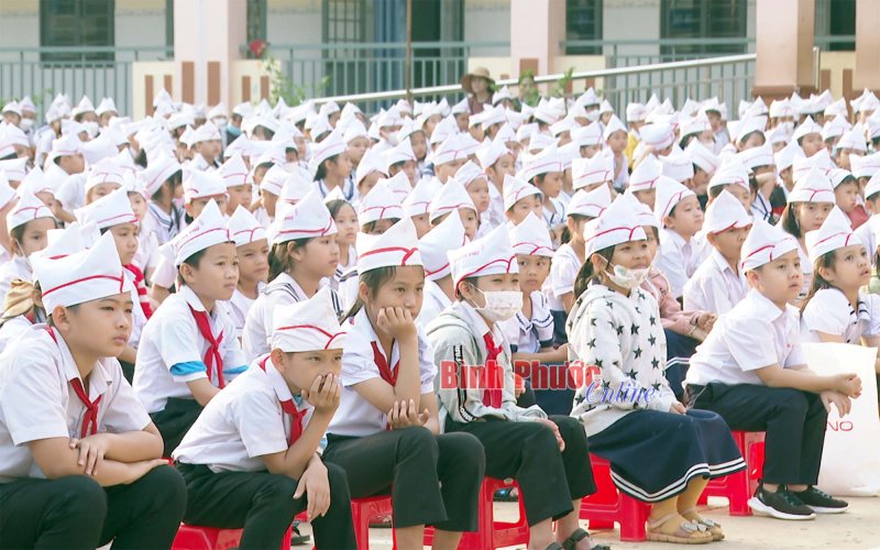 Mũ ca lô - nét đẹp người đội viên
