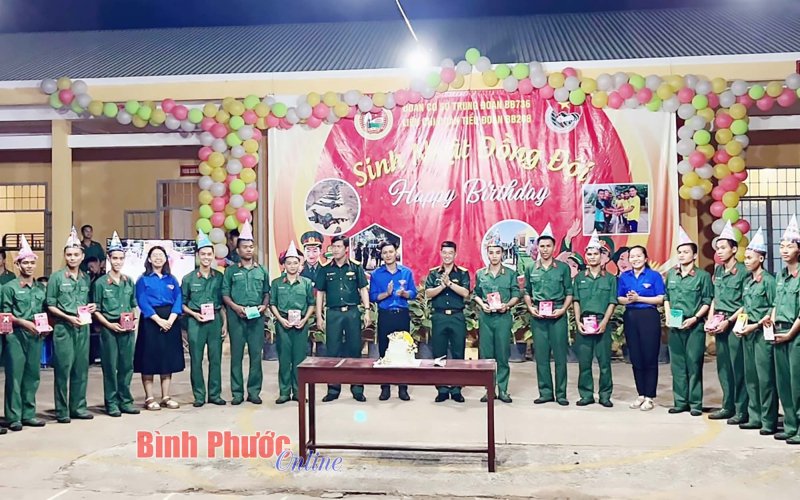 Nâng cao đời sống tinh thần cho chiến sĩ