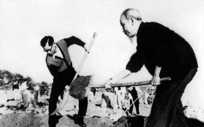 Ph&aacute;t h&agrave;nh Cuốn 'Nhật k&yacute; trong t&ugrave;' nh&acirc;n kỷ niệm Ng&agrave;y sinh Chủ tịch Hồ Ch&iacute; Minh