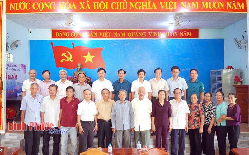 Phú Riềng: Bí thư Huyện ủy Nguyễn Thị Xuân Hòa dự sinh hoạt chi bộ cơ sở