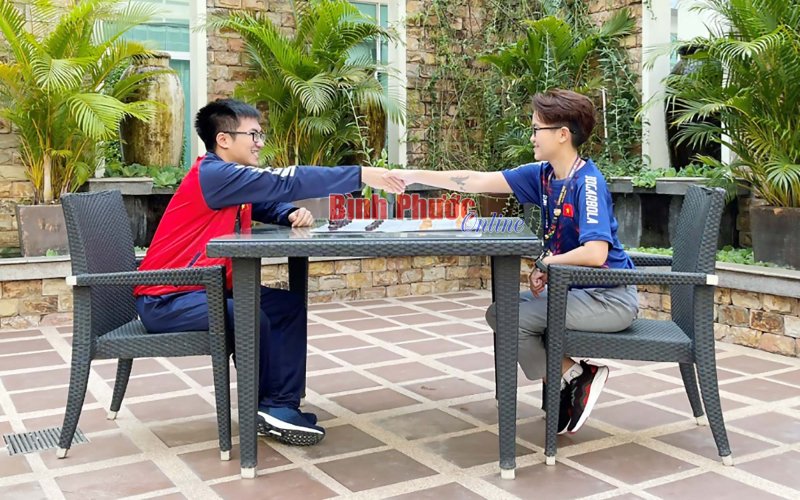 SEA Games 32: Hai “viên ngọc thô” Việt Nam tỏa sáng cùng ouk chaktrang