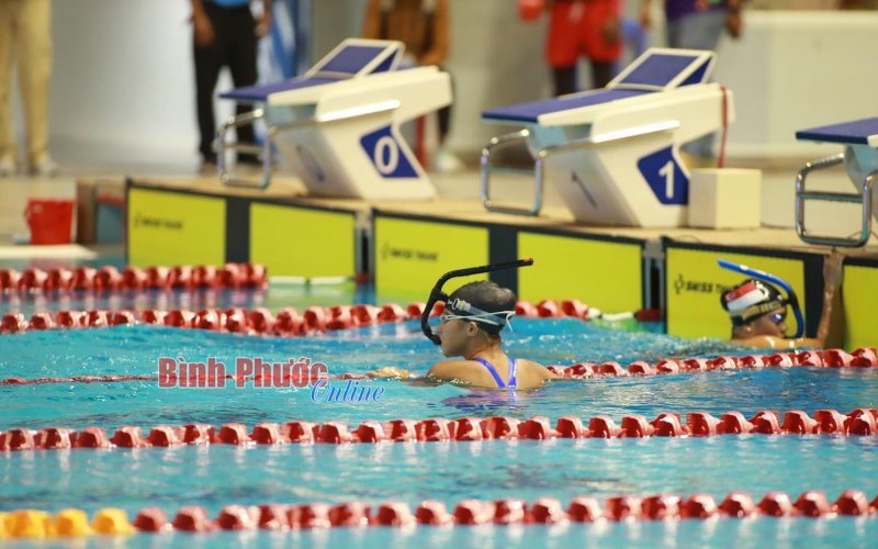 SEA Games ngày 13-5: Vận động viên 16 tuổi của Việt Nam giành huy chương vàng