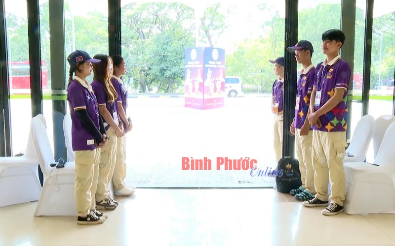 Tình nguyện viên SEA Games 32: Cầu nối lan tỏa văn hóa Campuchia