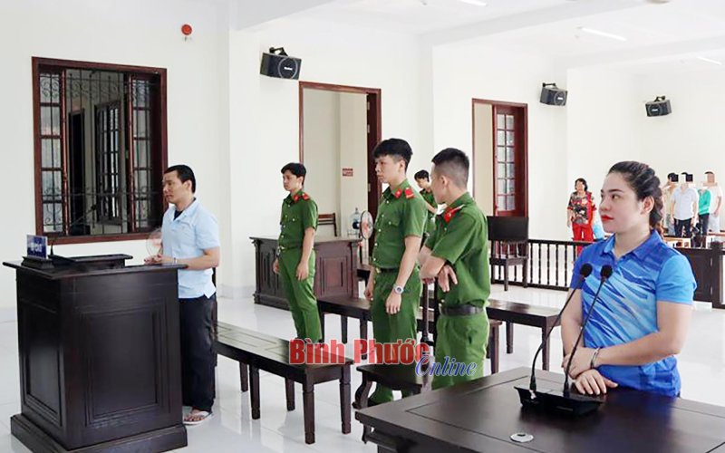 Vợ chồng cùng lãnh án vì… ma túy