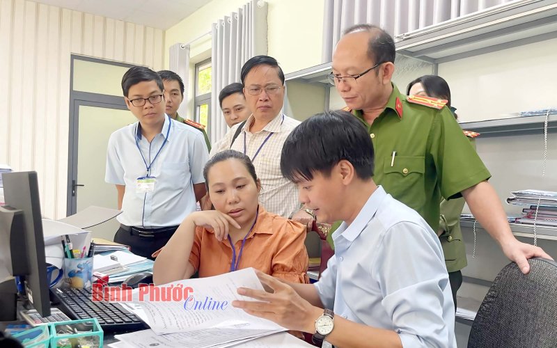 Xây dựng đội ngũ cán bộ dám nghĩ, dám làm