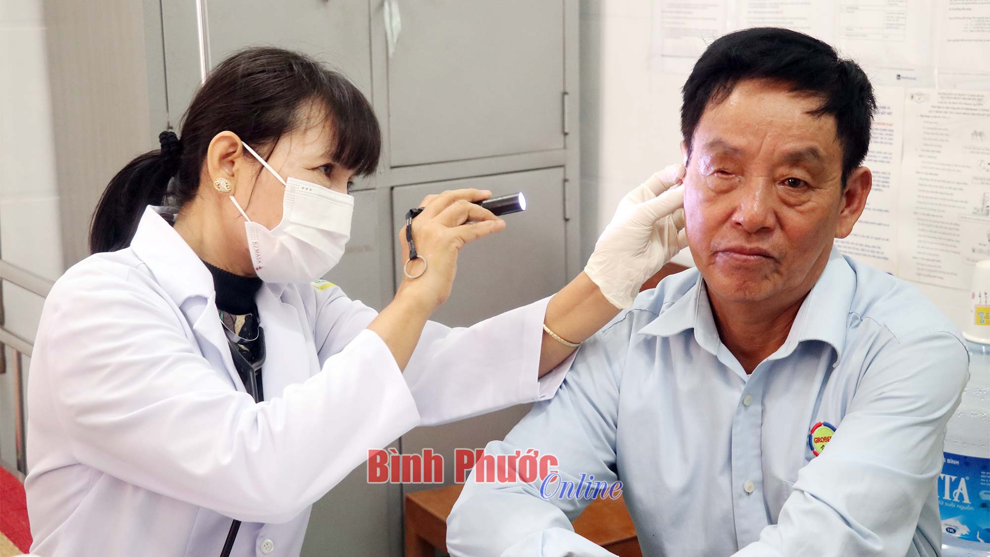 Bù Đốp: Hơn 500 người được khám bệnh, cấp phát thuốc miễn phí