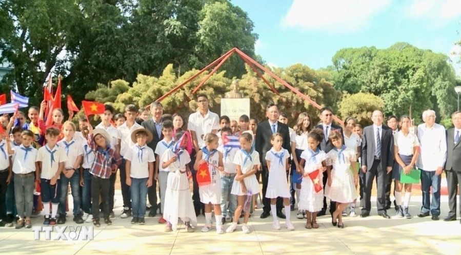 Cuba: Kỷ niệm ng&agrave;y sinh Chủ tịch Hồ Ch&iacute; Minh tại thủ đ&ocirc; La Habana