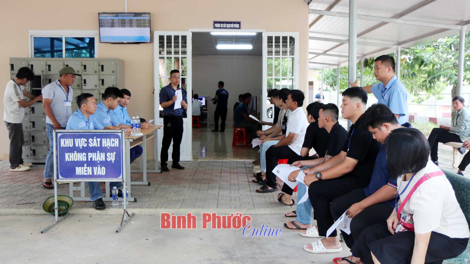 199 học viên được sát hạch lái xe ôtô
