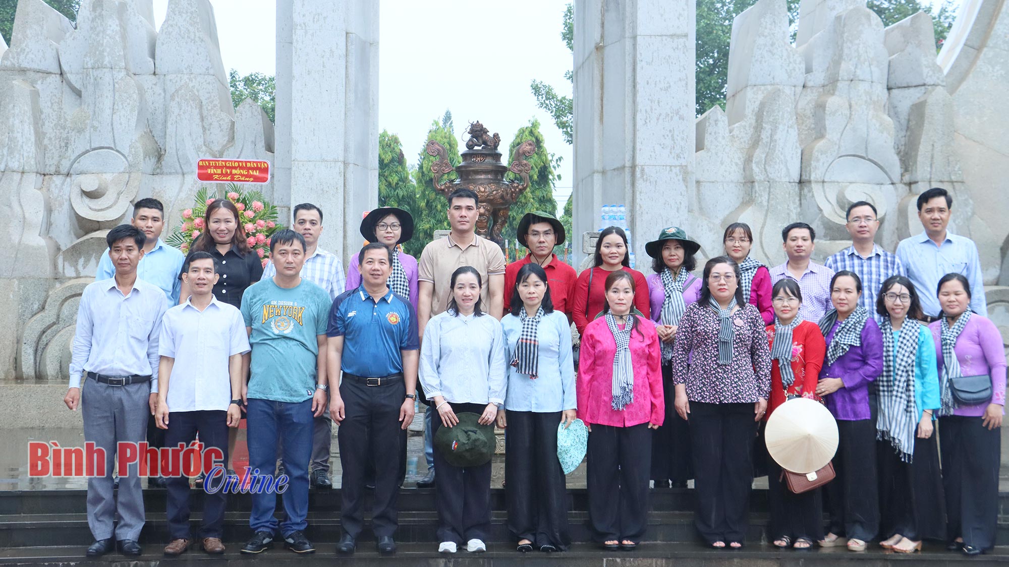 Ban Tuyên giáo và Dân vận Tỉnh ủy Đồng Nai về nguồn tại Bình Phước