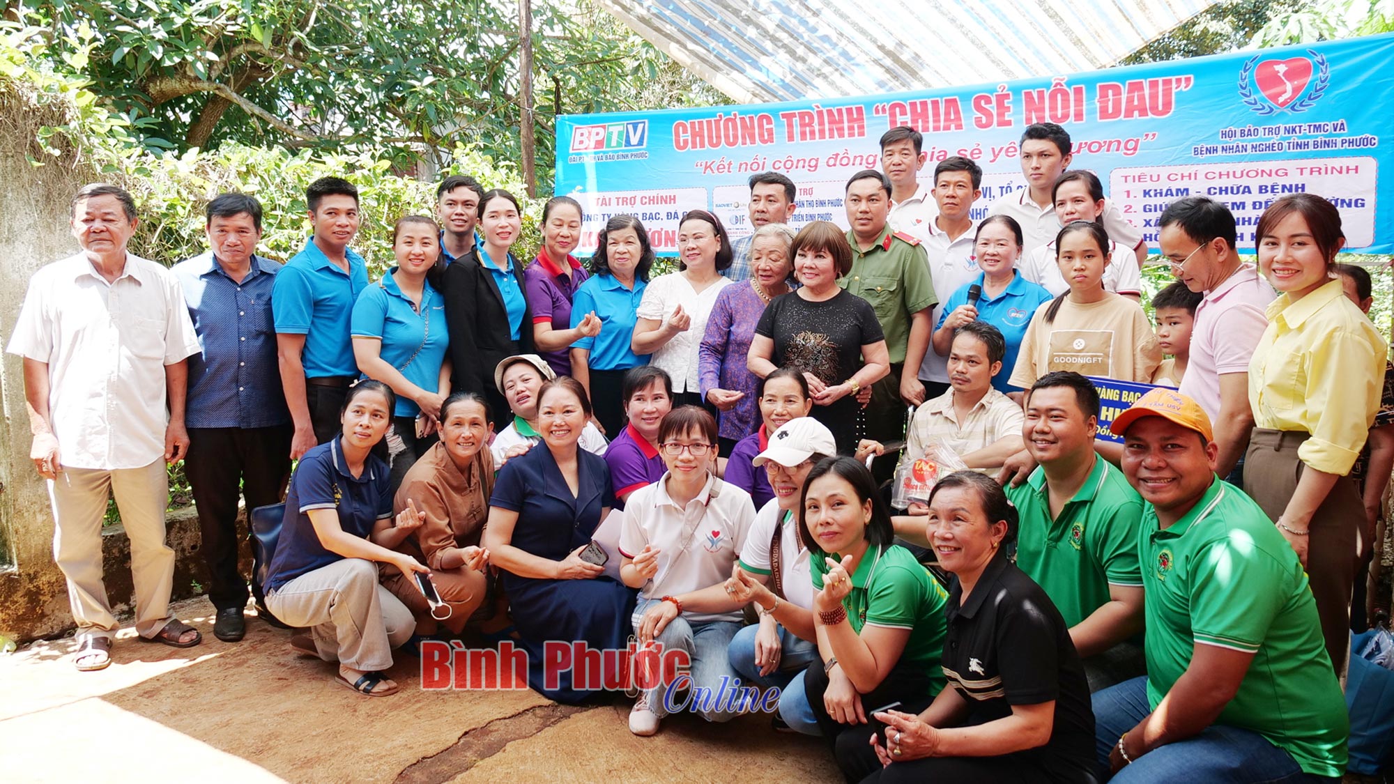 'Chia sẻ nỗi đau' trao 160 triệu đồng trợ giúp gia đình anh Trịnh Ngọc Liên