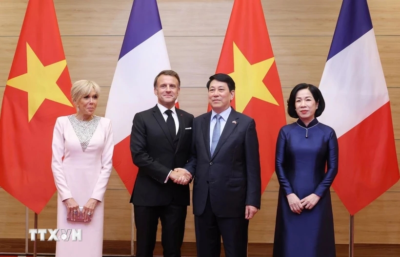 Chủ tịch nước Lương Cường chủ trì chiêu đãi cấp Nhà nước Tổng thống Pháp