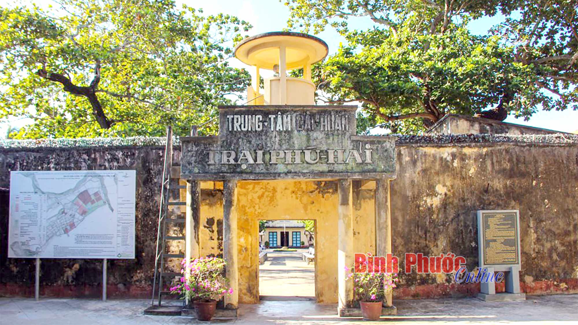 Làm báo ở một nơi đặc biệt