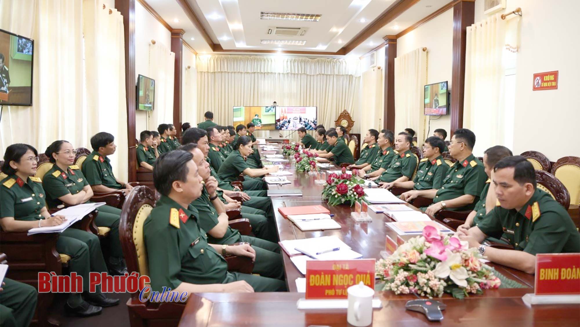 Lan tỏa phong trào “Bình dân học vụ số” trong quân đội